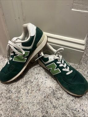 New Balance Kids Green and White Retro Runner Sneakers